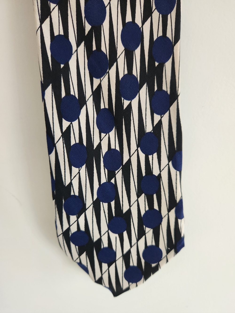 Vintage Kuppenheimer Neck Tie Geometric Polka Dot Black Blue White Silk
